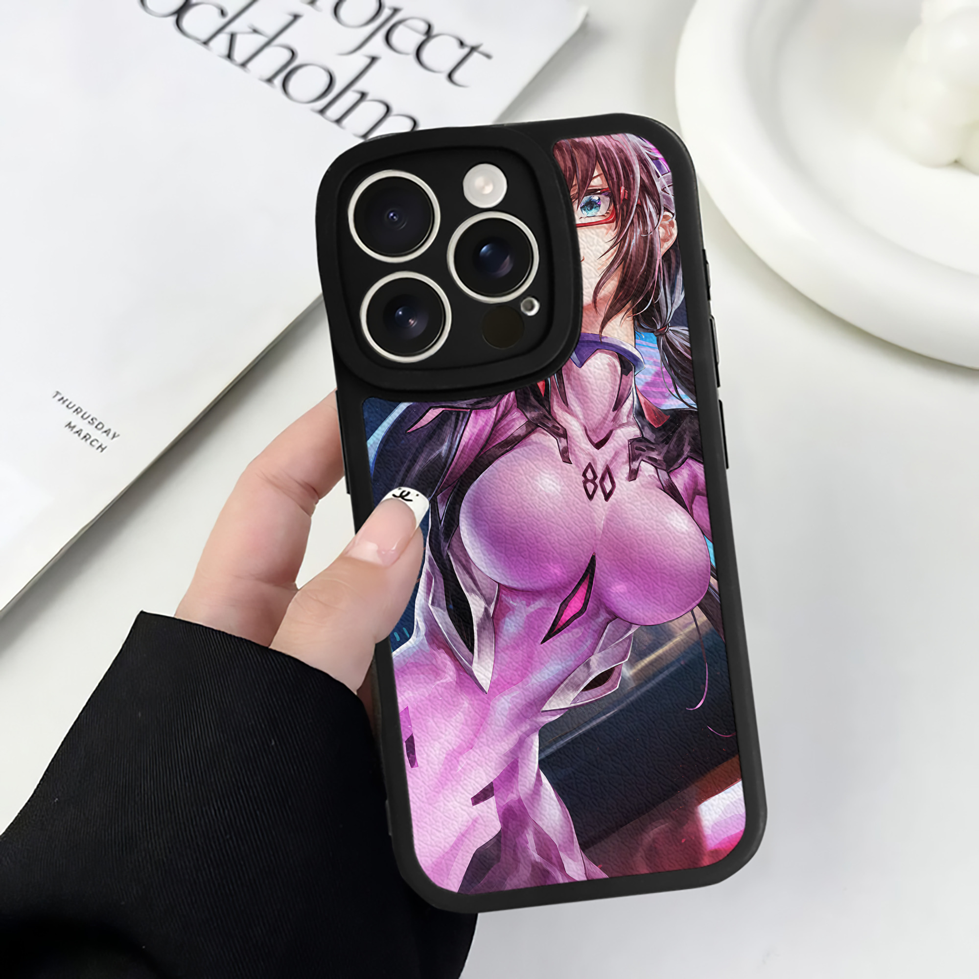 （画像用） EVA 新世紀エヴァンゲリオン 【iPhone 16シリーズ対応】シリコンスマホケース（レザー調） 材質：シリコン